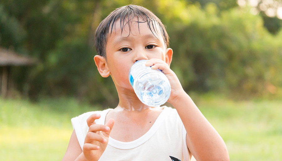 Keep Your Child Hydrated This Summer